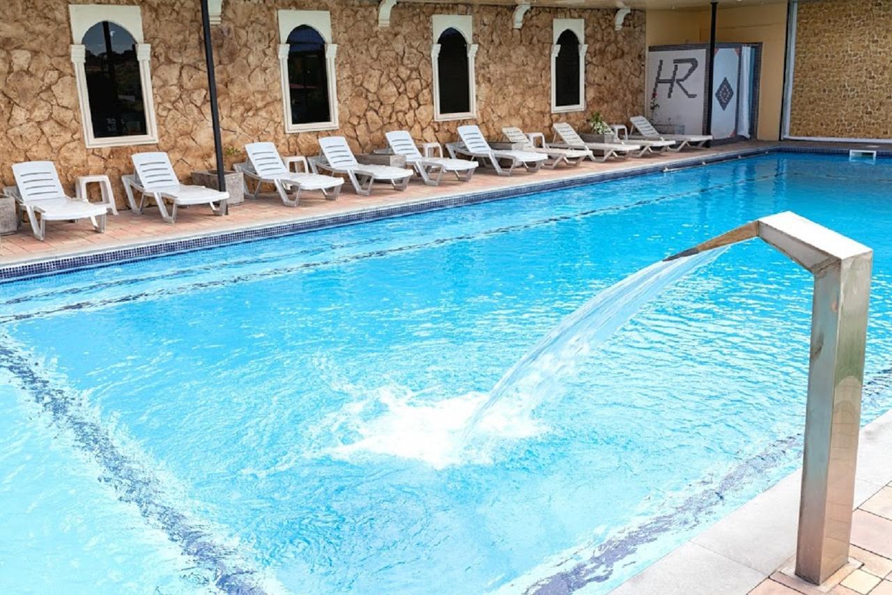 Regineh Hotel Jerevan Exteriér fotografie